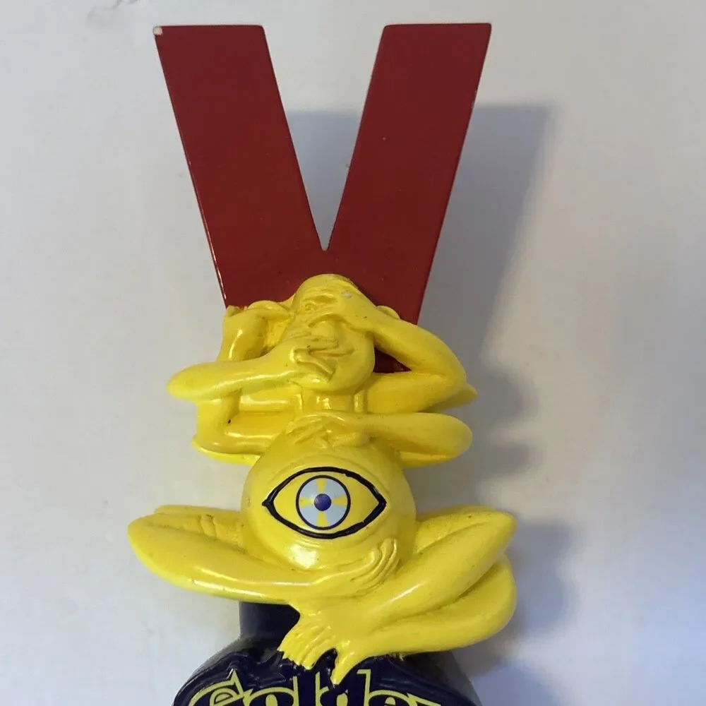 VICTORY BREWING GOLDEN MONKEY IPA draft beer tap handle. PENNSYLVANIA.